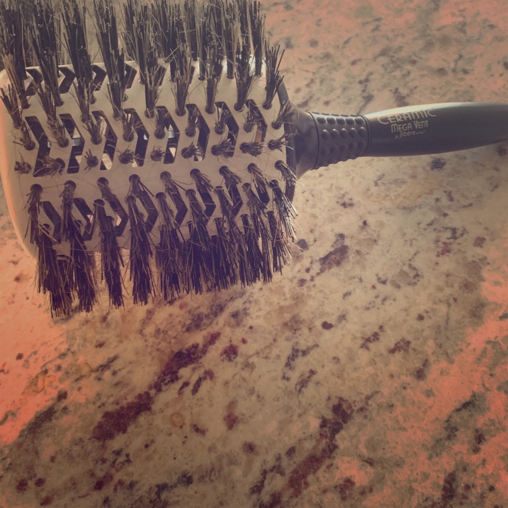 Huge blow out brush
